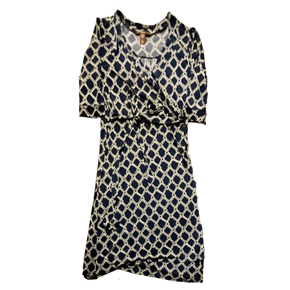 MERONA: XXL Wrap Navy and White 3/4 Sleeve Patteren Dress